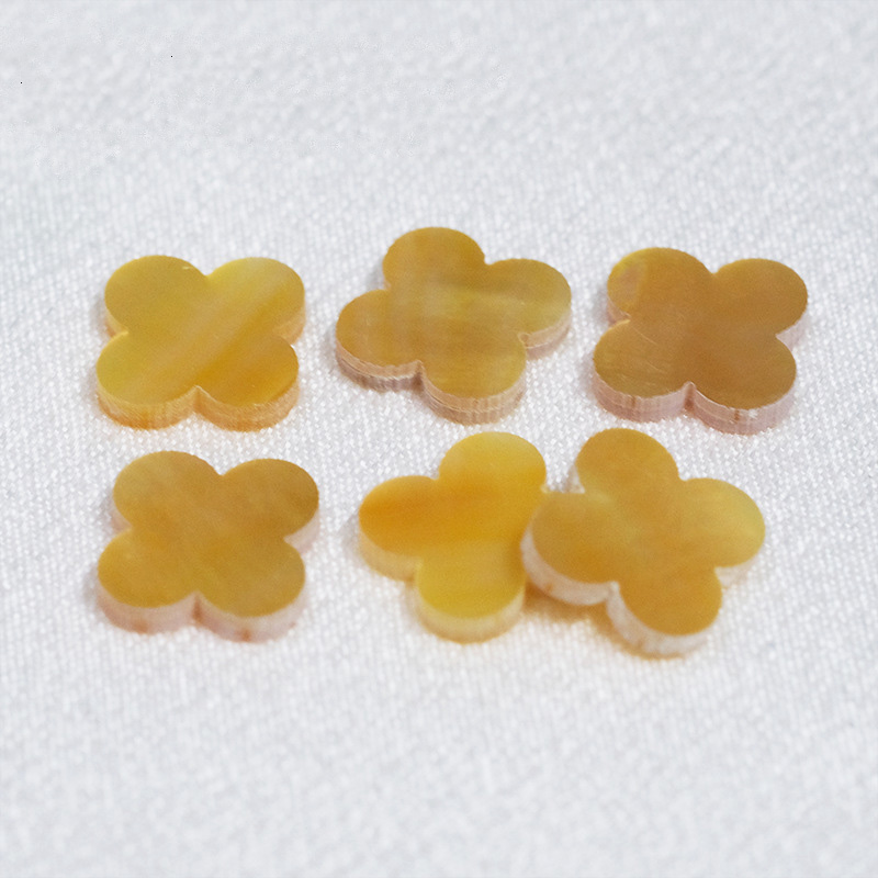 Four leaf clover, seawater, mother of pearl, golden shell, natural yellow plate shell, bare stone accessories, necklace, bracelet, matching